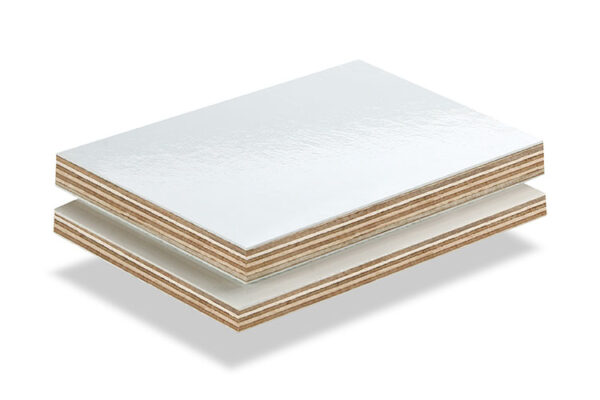 Carrocerías para camiones de carga seca con paneles sándwich de PRFV - Image 3
