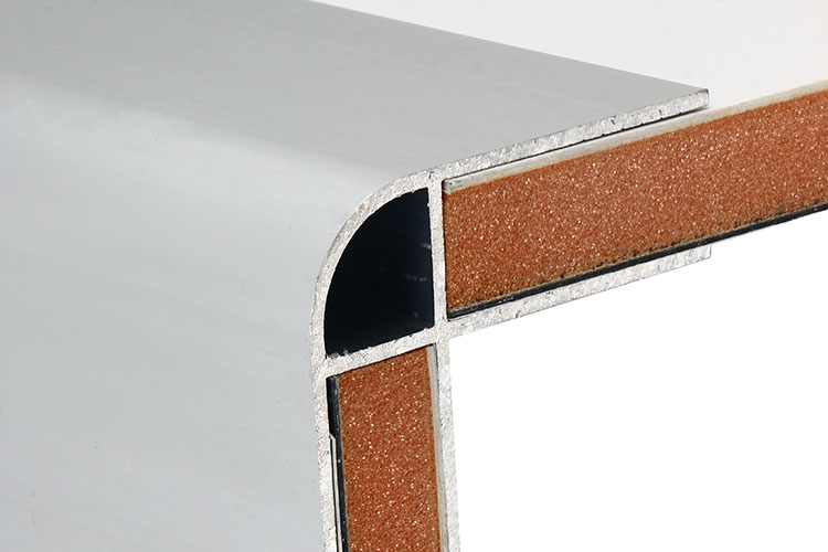Perfiles de extrusión de aluminio para carrocería de camión - Image 2